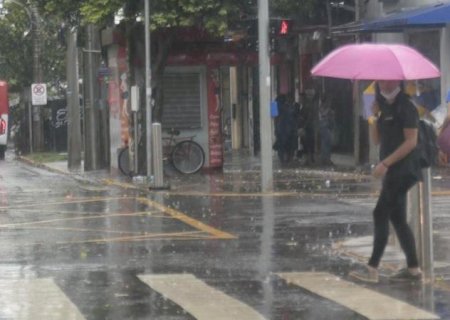 Dourados já acumula quase metade da chuva esperada para o mês inteiro