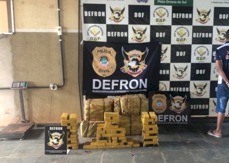 DEFRON, apreendeu 250kg de maconha em residência no Jardim Água Boa, Dourados/MS