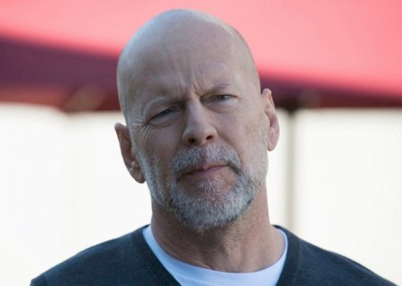 Entenda o que é afasia, condição diagnosticada no ator Bruce Willis