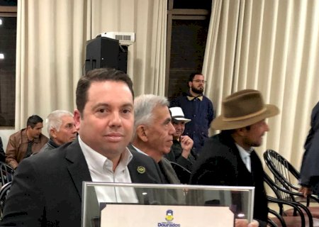 Pré Candidato a Deputado Federal/MS, Rodolfo Nogueria, recebe honraria como destaque no agronegócio