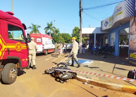 Dois homens morre em Acidente grave ente moto e F4000
