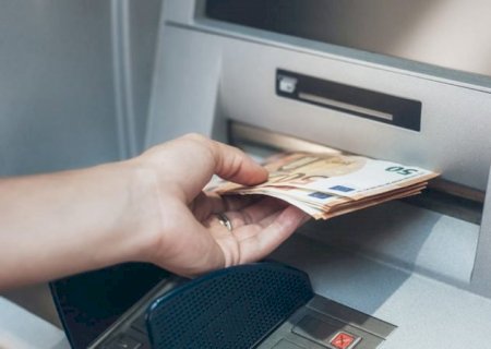 Prefeitura paga salários de servidores nesta sexta-feira