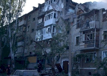 Mísseis russos caem sobre Ucrânia; Ocidente promete apoio duradouro