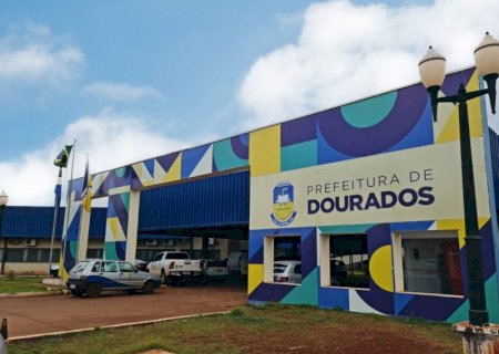 Prefeitura cadastra 82 motoristas de táxi regularizados no programa “Benefício Taxista”