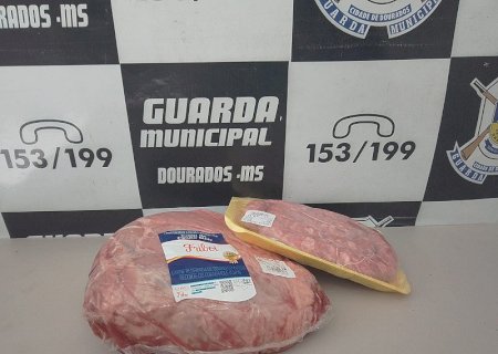 Homem é preso após furtar carne de supermercado que trocaria por crack.