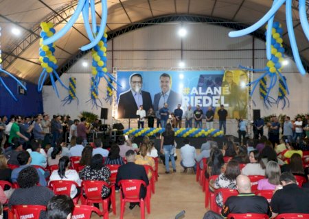 Alan lança pré-candidatura de Riedel e diz que acreditasse em pesquisa não seria eleito