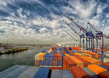Porto de Santos registra recorde de movimentações puxado pelo agro