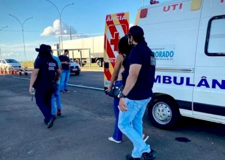 Traficante se passa por paciente em ambulância e esconde droga entre as pernas