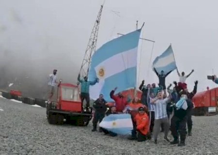 Vinho, telão e festa no gelo: veja como Argentina esquentou até a Antártida com título da Copa
