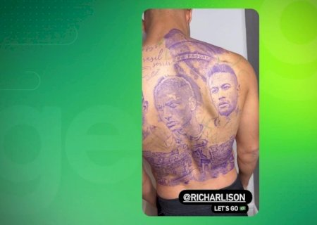 Richarlison tatua rostos de Neymar e Ronaldo nas costas