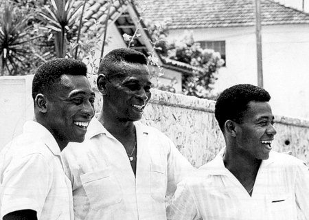ET, perfeição e poeta calado: as declarações sobre Pelé que entraram para a história