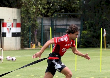 Entenda o que impede Igor Gomes de deixar o São Paulo antes do fim do contrato e ir para o Atlético-MG