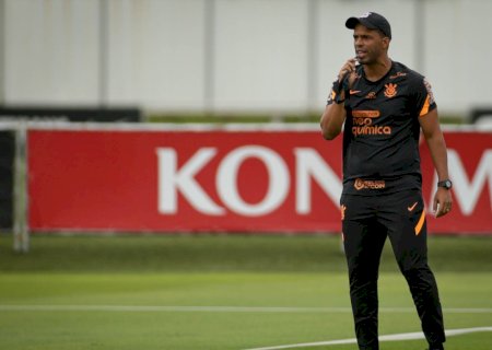 Como trajetória de Scaloni na Argentina reforça convicção do Corinthians por Lázaro