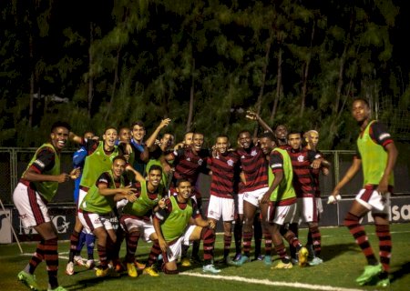 Flamengo tem ano histórico na base e bate recorde de títulos