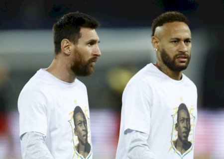 Neymar, Messi e companhia usam camisa do PSG em homenagem ao Rei Pelé