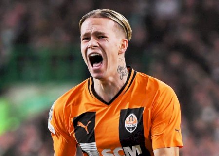 Chelsea dá "chapéu" no Arsenal e fecha com Mudryk, joia do Shakhtar, por R$ 550 milhões