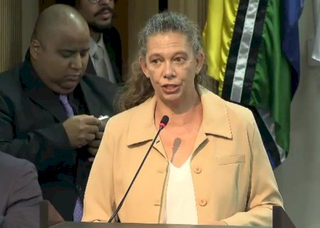 Ana Moser toma posse no Ministério do Esporte: "Missão mais difícil que Brasil e Cuba"