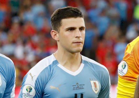 Botafogo negocia com Giovanni González, lateral do Mallorca