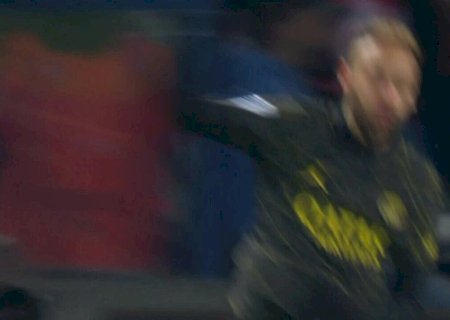 Neymar não esconde frustração por empate do PSG cedido no fim