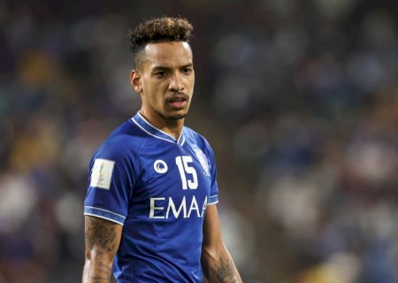 Textor revela oferta do Botafogo por Matheus Pereira, mas proposta do Al-Wahda impediu negócio