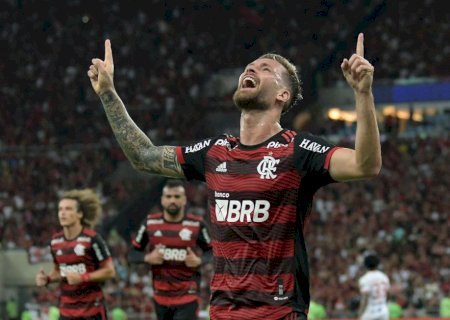 Flamengo renova contrato de Léo Pereira até o fim de 2027