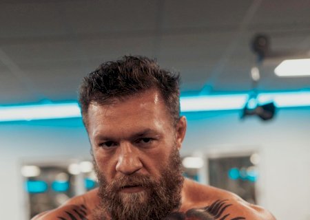 Conor McGregor é acusado de agredir mulher a bordo do seu iate