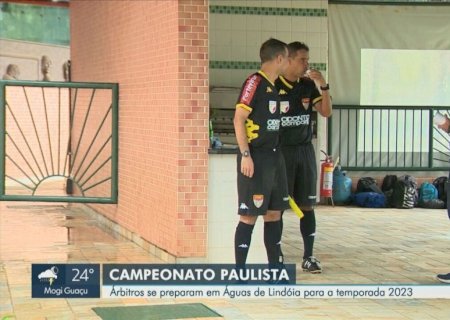 Comissão orienta árbitros a seguir "padrão da Copa do Mundo" nos acréscimos do Paulistão
