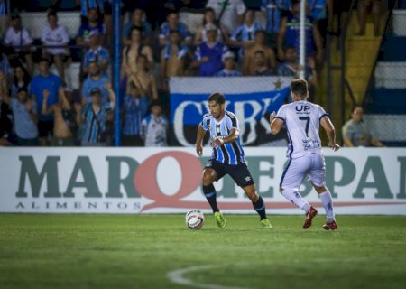 Com apenas um jogo em 2023, Lucas Silva perde espaço no Grêmio e pode sair