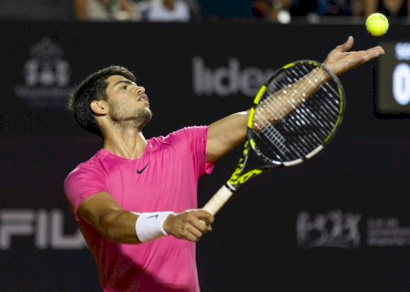 Chuva interrompe estreia de Carlos Alcaraz no Rio Open