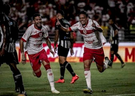 Operário é humilhado em Alagoas no primeiro tempo e está eliminado