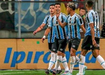 Grêmio leva a melhor sobre o Internacional, com gol nos acréscimos