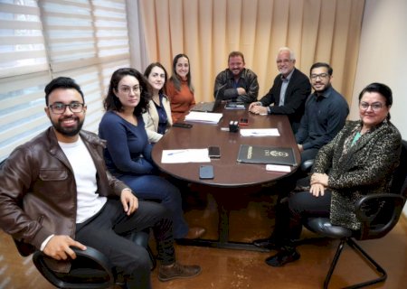 C&acirc;mara de Dourados instala Escola do Legislativo