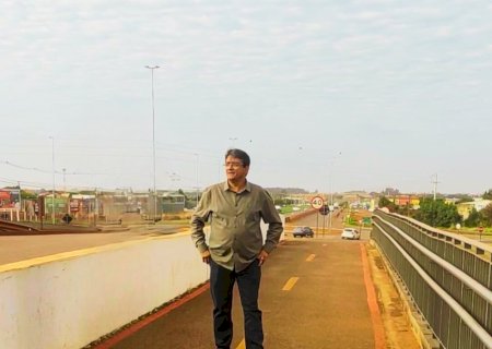 Juscelino solicita medidas de segurança para passarela do viaduto do trevo do DOF