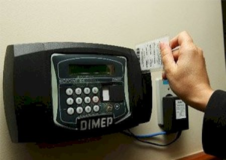 Procurador municipal não precisa se submeter a controle de ponto, decide juiz