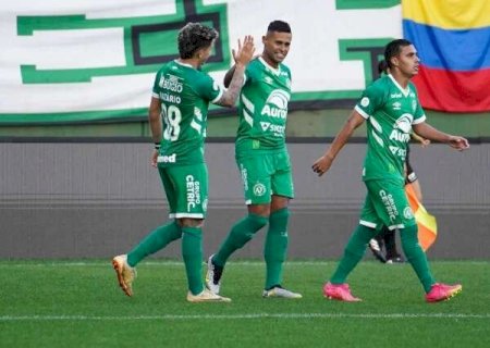 Chapecoense encerra série de derrotas e conquista vitória importante na Série B