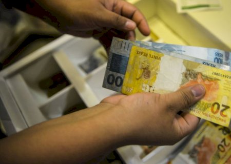Brasileiros ainda não sacaram R$ 7,18 bi de valores a receber