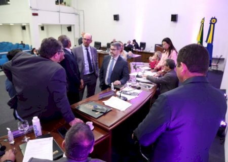 MP suspende votação  de lei polêmica aprovada pela câmara de Dourados