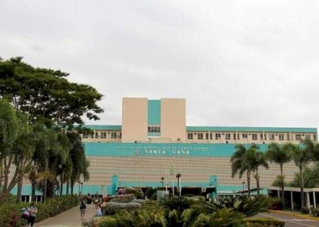 Mulher &eacute; mantida em c&aacute;rcere pelo marido e pula de janela de pr&eacute;dio para fugir