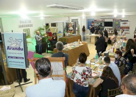 IV Felit-MS come&ccedil;a quarta com lan&ccedil;amento  de livros, m&uacute;sica, poesia, teatro e palestras