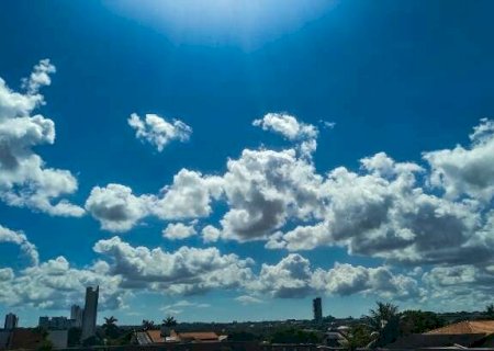 Meteorologia faz novo aviso para tempestade na noite de R&eacute;veillon
