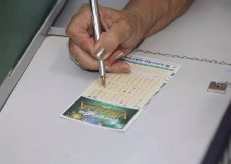 Oito apostas ir&atilde;o dividir R$ 638 milh&otilde;es na Mega da Virada