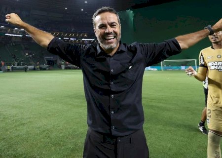 Botafogo renova contrato com Artur Jorge até 2025