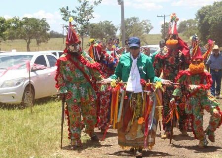 Folia de Reis continua sendo comemorada no interior de MS