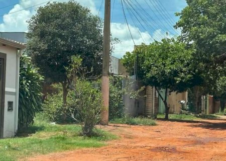 Morre garoto baleado que estava sentado em frente de casa