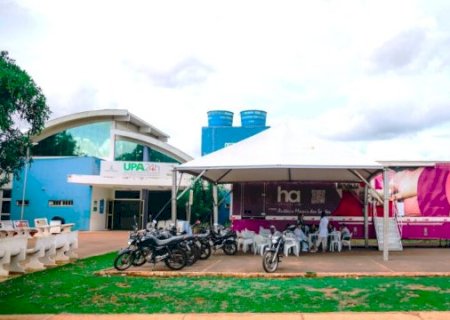 Unidade m&oacute;vel oferta exames preventivos para mulheres nas Moreninhas