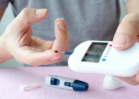 Glicose alta: o que &eacute;, sintomas, causas, riscos e como prevenir