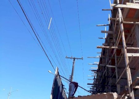 Na hora de construir ou reformar, veja os cuidados ao lidar com a rede el&eacute;trica