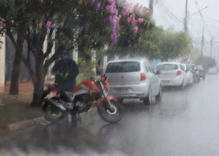 De novo: Inmet coloca MS sob alerta de tempestade com ventos forte