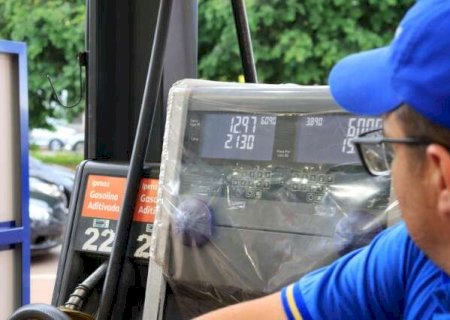 Antes mesmo de reajuste, motoristas j&aacute; reclamam do alto pre&ccedil;o dos combust&iacute;veis