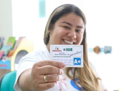Crian&ccedil;a diagnosticada com leucemia fez Let&iacute;cia se tornar doadora de medula